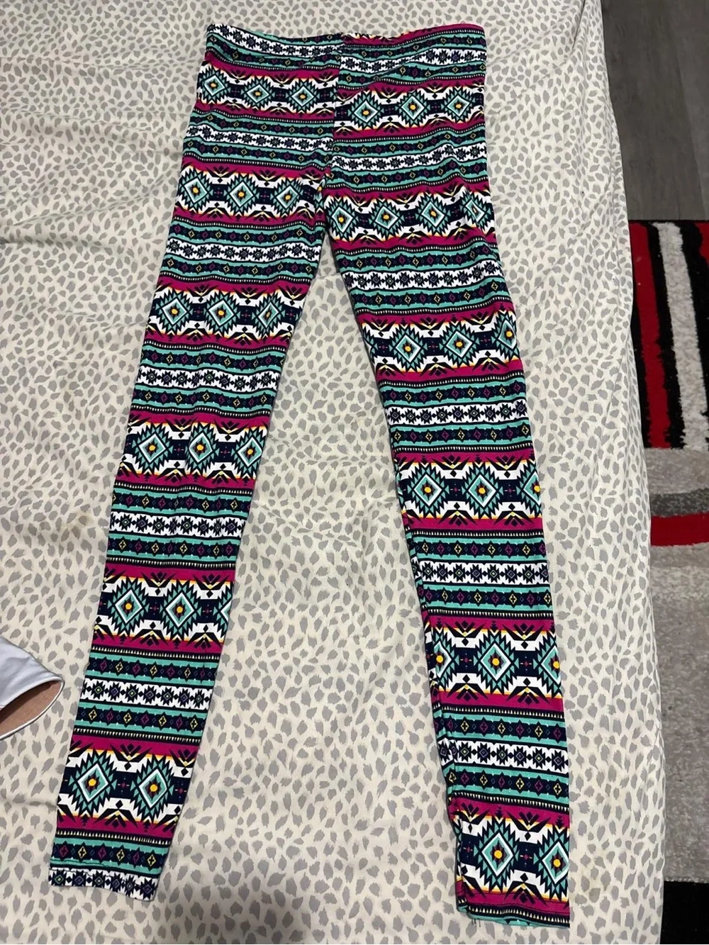 Girls' Aztec Stripe Leggings - Pink, Teal & Black